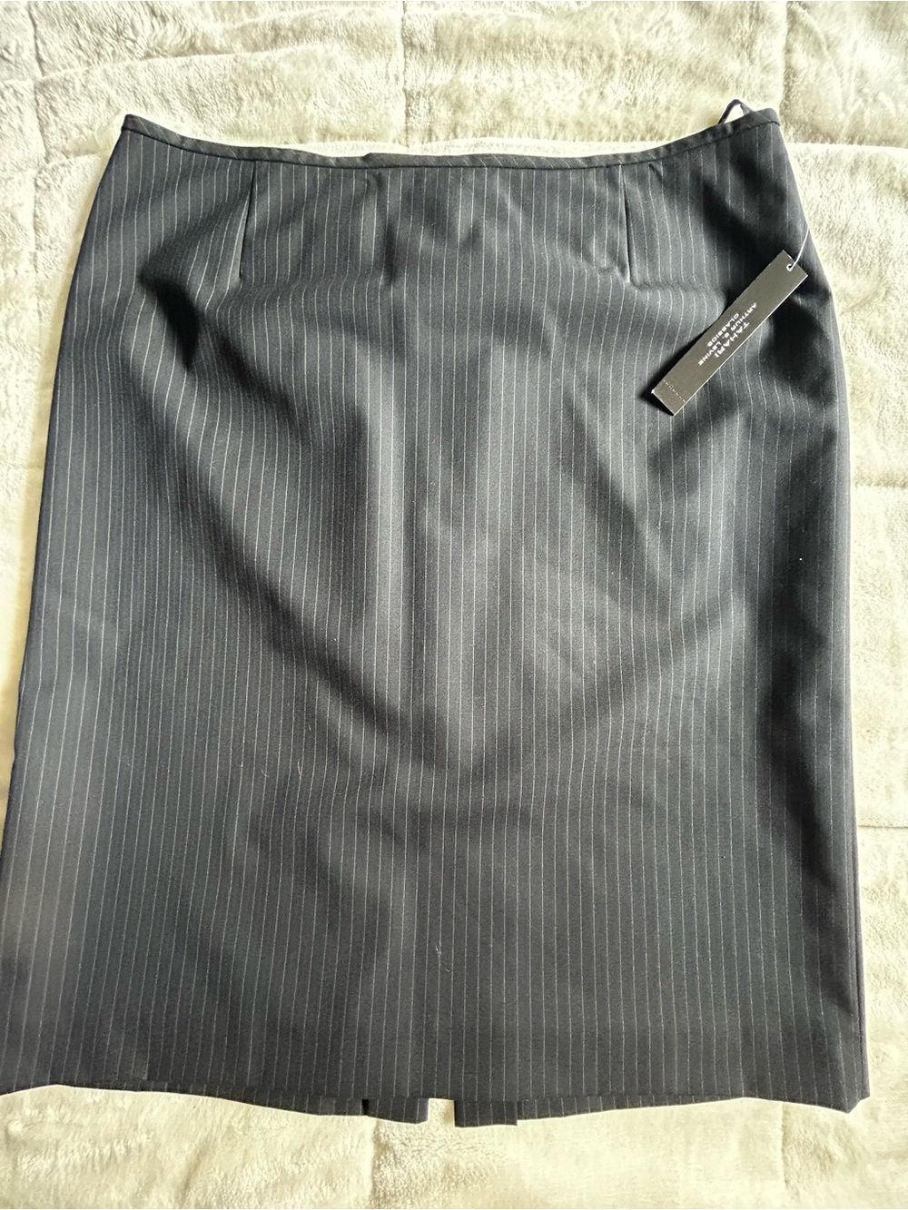 NWT Tahari Classic Black Pinstripe Pencil Skirt - Women's